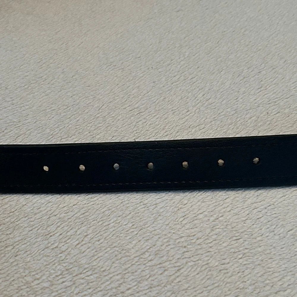 Columbia Boys XS (19-21) Reversible Black/Brown Synthetic Leather Belt. NWT.